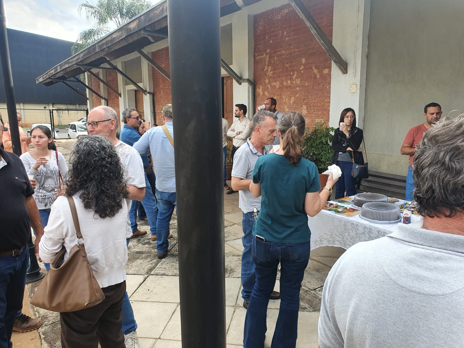 fc70e1a0-9f90-4135-8c6b-cab2faa87fb6.jfif